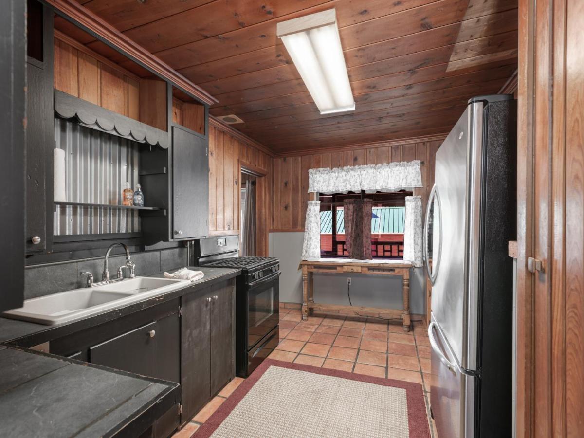 Alpine Cabin, 3 Bedrooms, Deck, Sleeps 8 Рюидозо Екстериор снимка